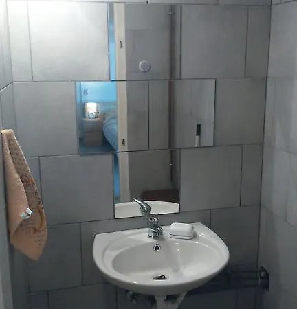 Apartman Turista Es Munkas Szallo