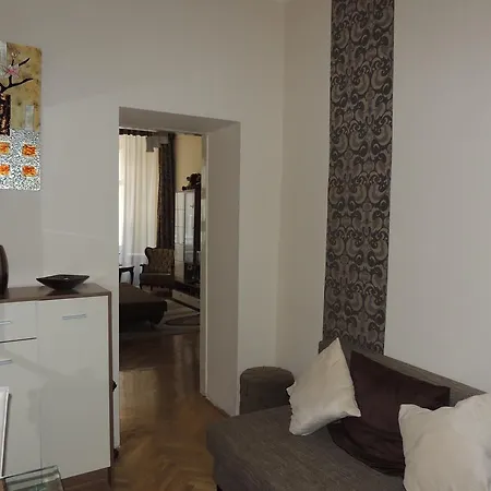 City Center Cintia Apartman Apartment *
