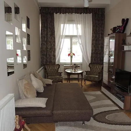 City Center Cintia Apartman Apartment *