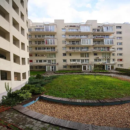 Akacfa Apartman