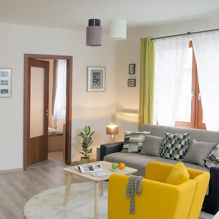 Apartment Party Corner-rent Flat Group Budapest
