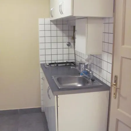 Premier Guest house *
