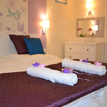 Apartment Magnolia Terazze Street Parking Apartment Budapest