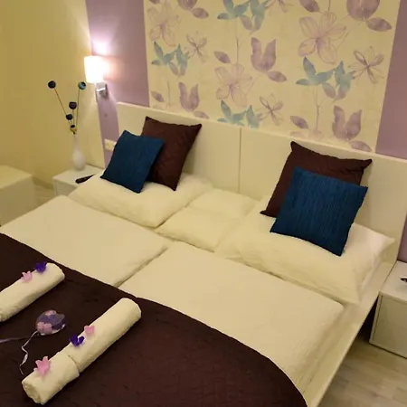 Apartment Magnolia Terazze Street Parking Apartment Budapest