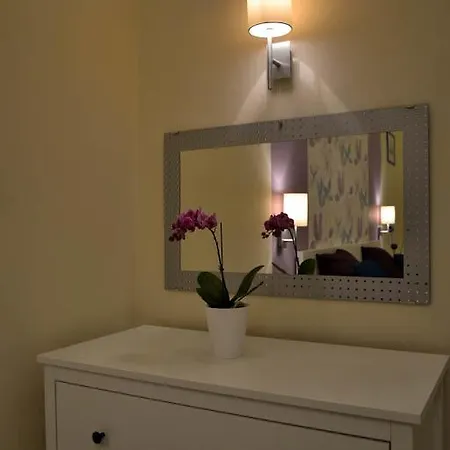 Magnolia Terazze Street Parking Apartment