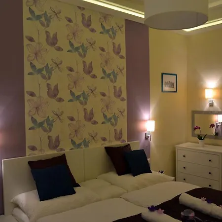 Apartment Magnolia Terazze Street Parking Apartment Budapest