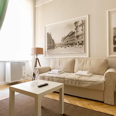Apartment Lisianthus *