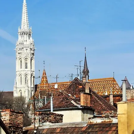 מלון Carlton Buda Castle 4*