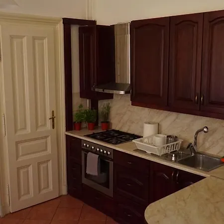 Apartment St Istvan