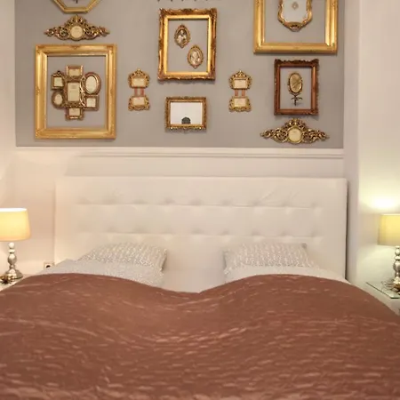 D.five Neo-baroque With Terrace