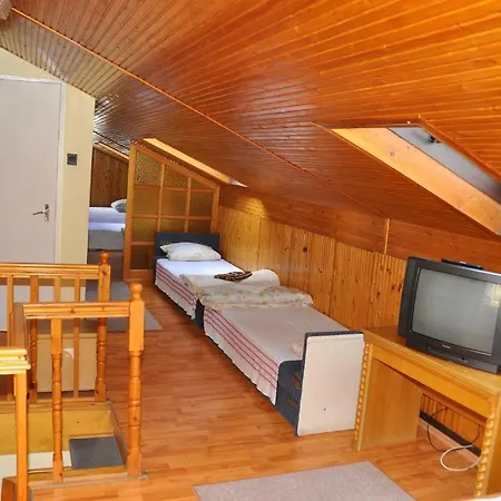 Palota Hotel 2*