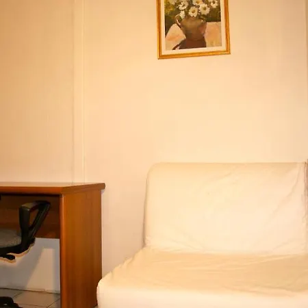 Orczy Apartman Apartman *