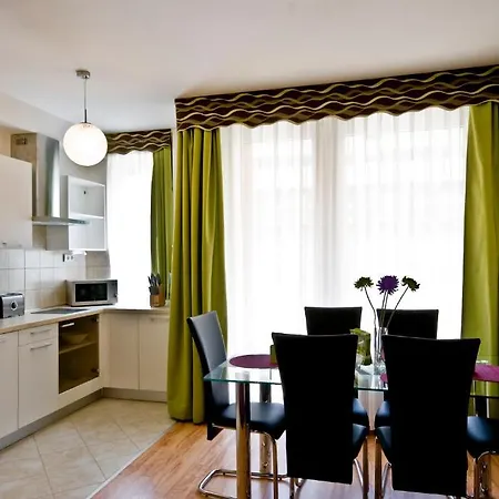 Apartmanhotel Corvin Lux 4*