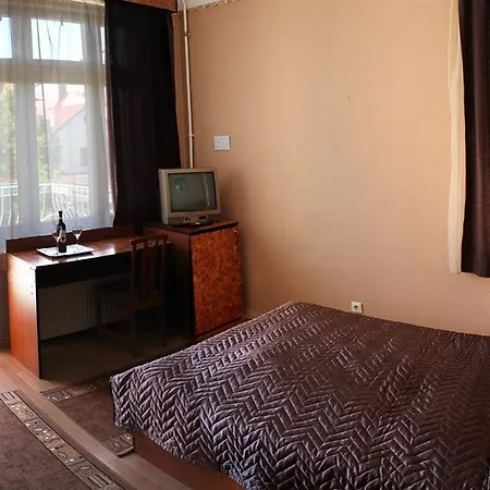 Otel Kristal 3*