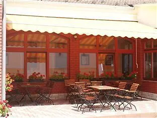 Hotell Palota 3*