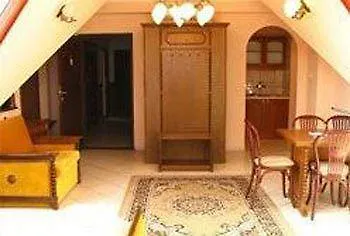 Apartmanhotel Happy