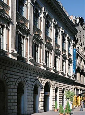 Millennium Court, - Marriott Executive