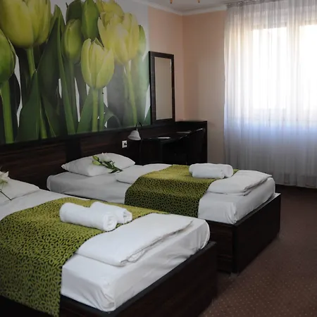 Green Hotel Budapest Szálloda