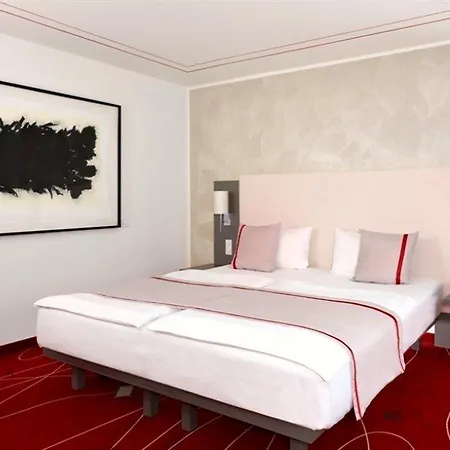 Park Plaza Hotel