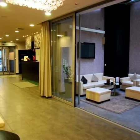 Hotel Charm - Formerly Boutique Budapest