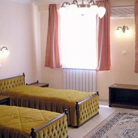 Apartmanhotel Happy 3*