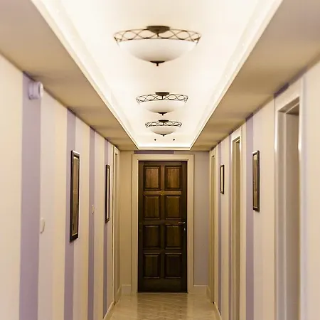 Rosa Boutique Hotel 3*