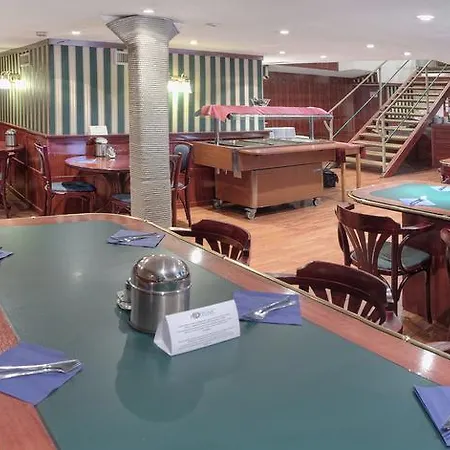 Fortuna Boat Botel Budapest