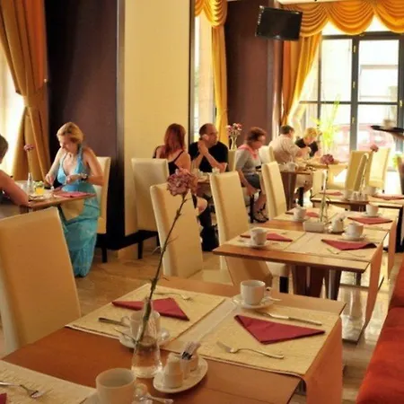Leonardo Boutique M-square Otel 4*