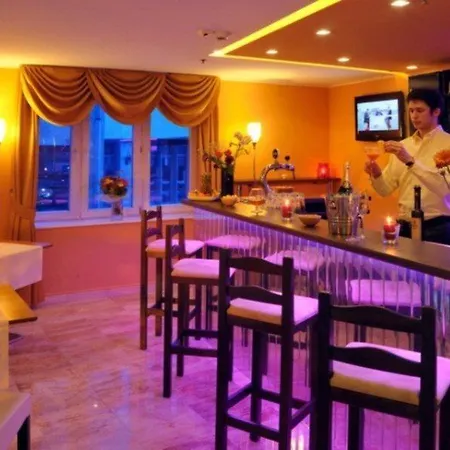Leonardo Boutique M-square 4* Budapeşte