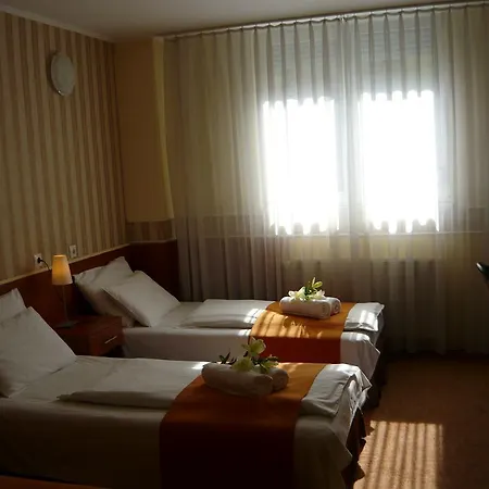 Atlantic Hotel 3*