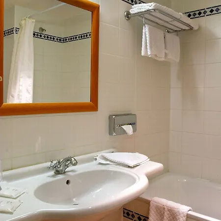 Hotel Mediterran 4*