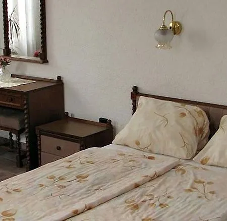 Happy Apartmanhotel 3*