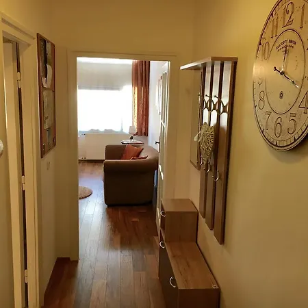 Blue River Apartment