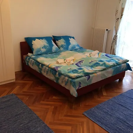 írisz * Budapest