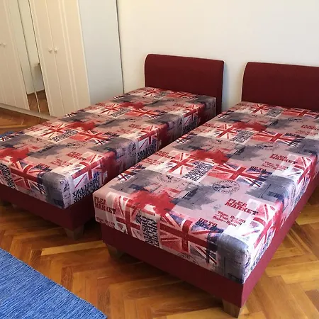 írisz Apartman *