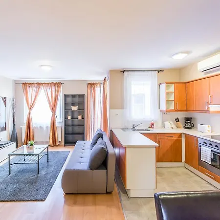 Nova Apartament *