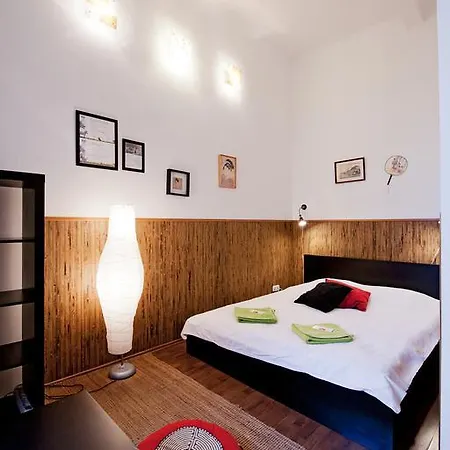 Aventura Boutique Hostel *
