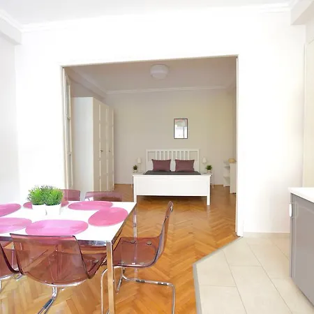 Apartment Standard By Hi5 - Fejer Gyorgy St *
