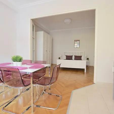 Standard By Hi5 - Fejer Gyorgy St Apartment Budapest