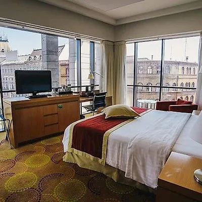 Courtyard By Marriott Center Budapest