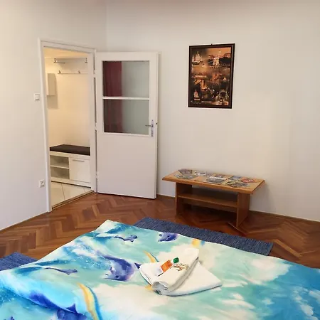 Apartamento írisz *