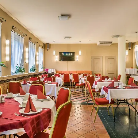 Thomas Hotel