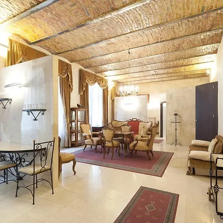 Boss Apartment