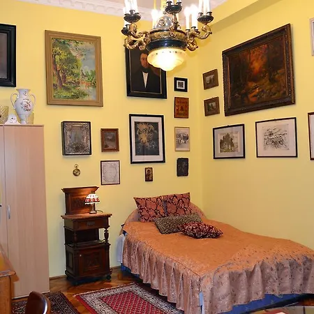 Tourist - Jozsef Koerut Apartment *