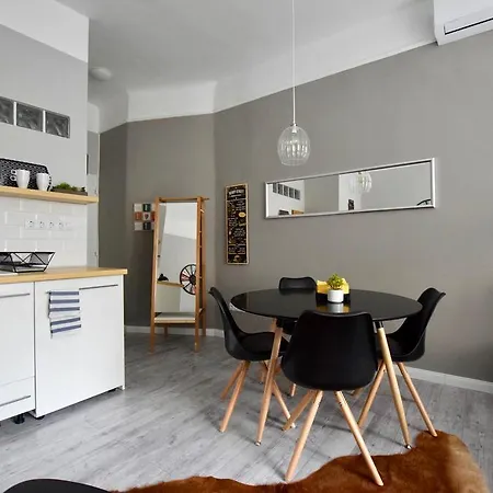 Apartment Standard By Hi5 - Fejer Gyorgy St Budapest
