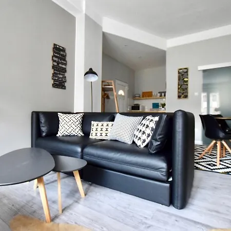 Standard By Hi5 - Fejer Gyorgy St Apartment *