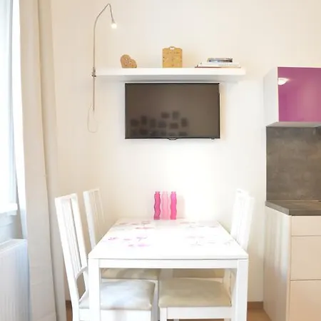 Two Bedroom At Bajcsy * Budapest