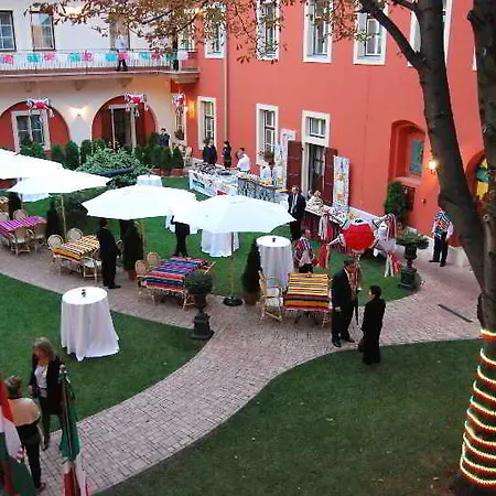 Hotel St. George