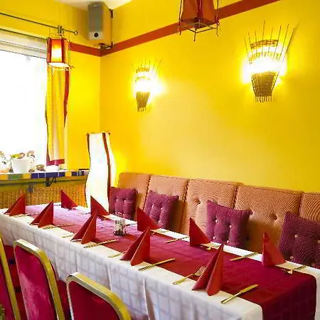 Hotel Thomas 3*