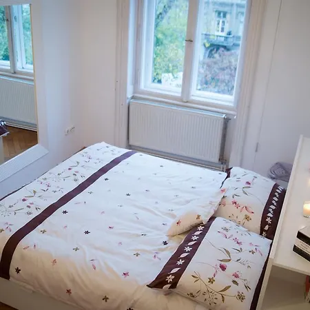 Jokai Ter Appartement *